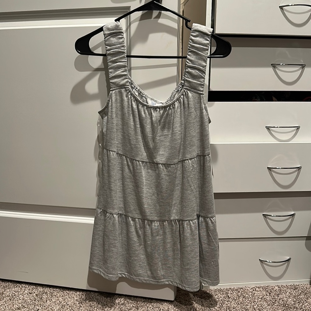 Grey Tank Time and Tru